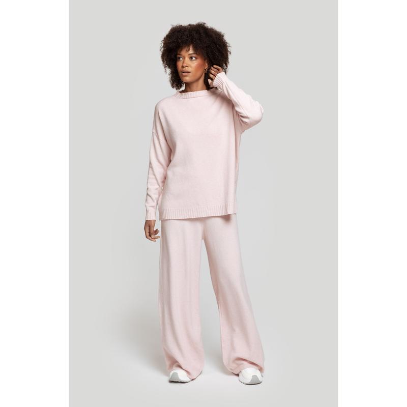 Ensemble deux pièces en maille : T-shirt à manches longues, col rond, pantalon taille élastiquée, maille moyenne, confortable et polyvalent, prêt-à-porter féminin, adapté au quotidien, particulièrement pour les intersaisons.