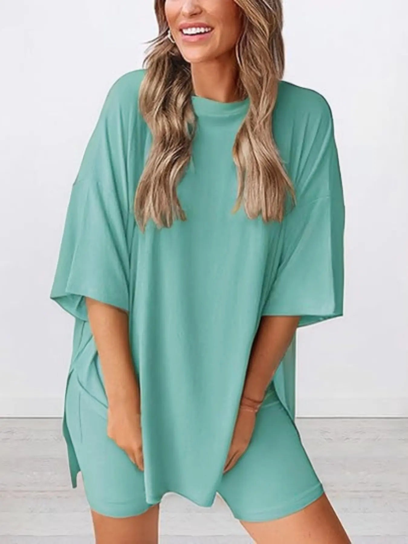 Ensemble T-shirt uni et short moulant pour femme, vêtement de nuit décontracté d'été à col rond, confortable, avec poches, pour l'extérieur