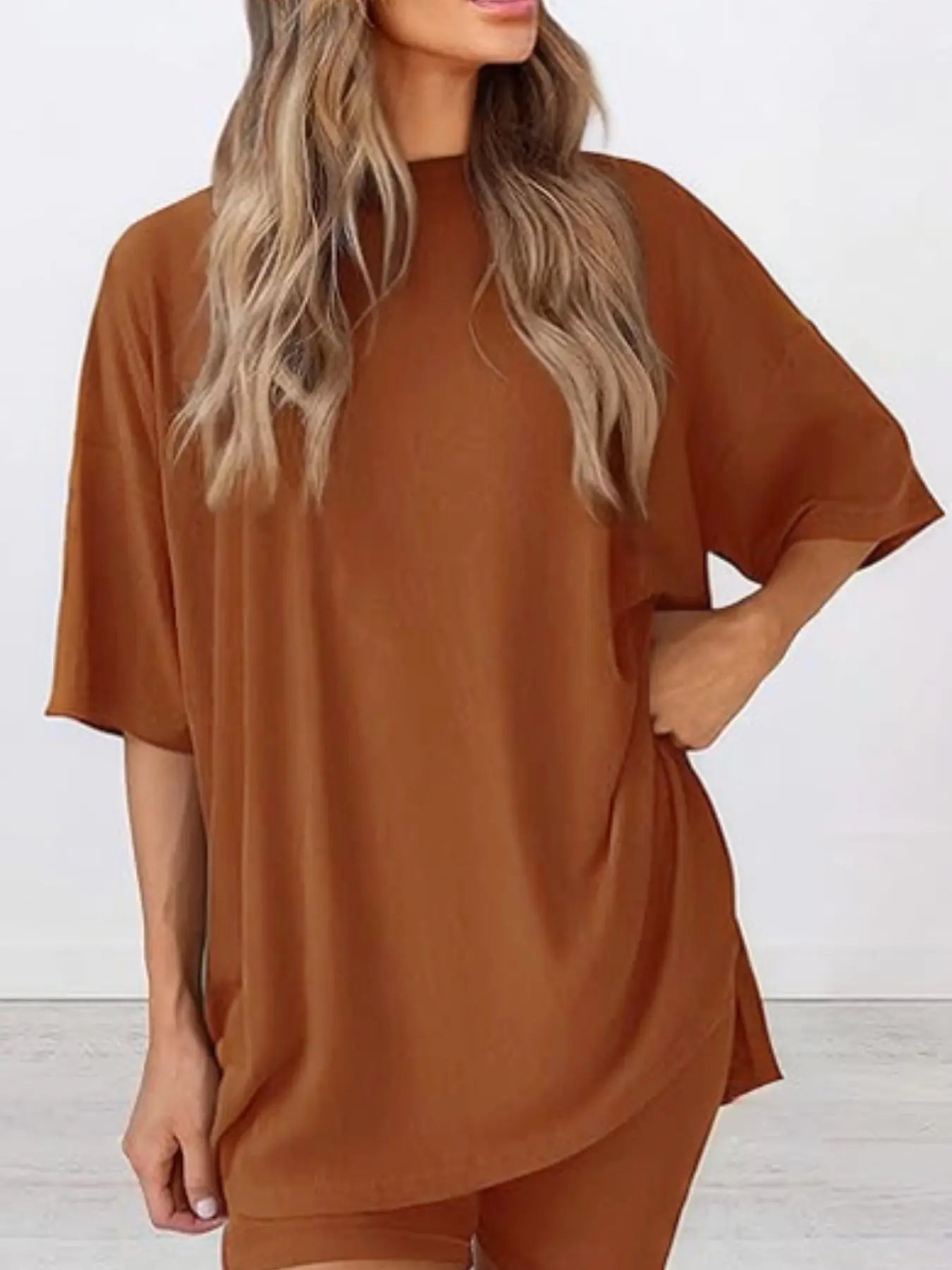 Ensemble T-shirt uni et short moulant pour femme, vêtement de nuit décontracté d'été à col rond, confortable, avec poches, pour l'extérieur