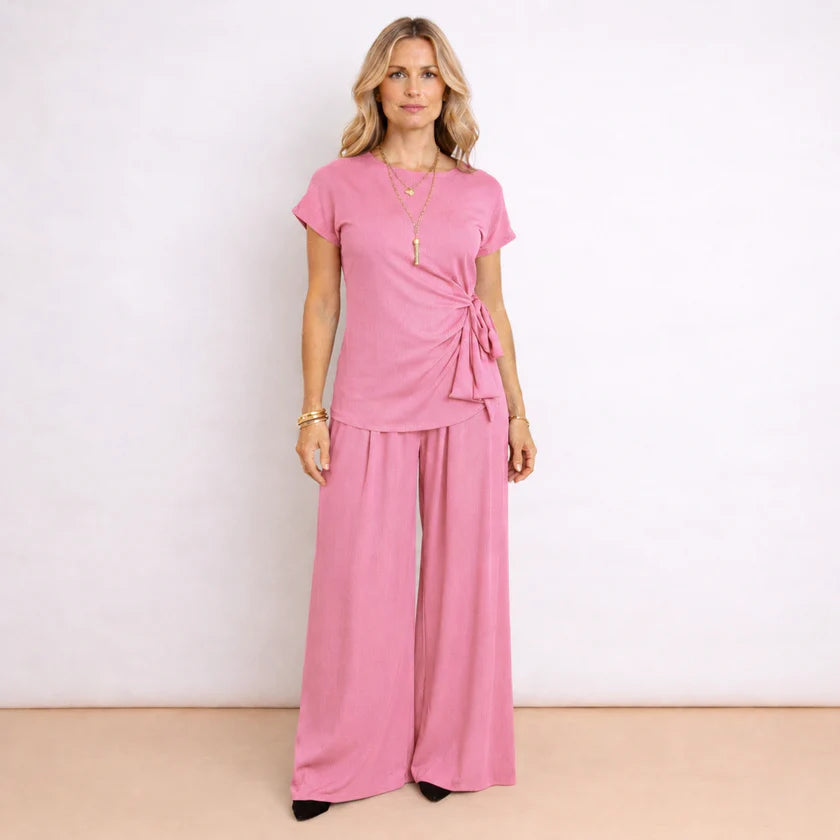 Ensemble avec pantalon fluide et haut à nœud