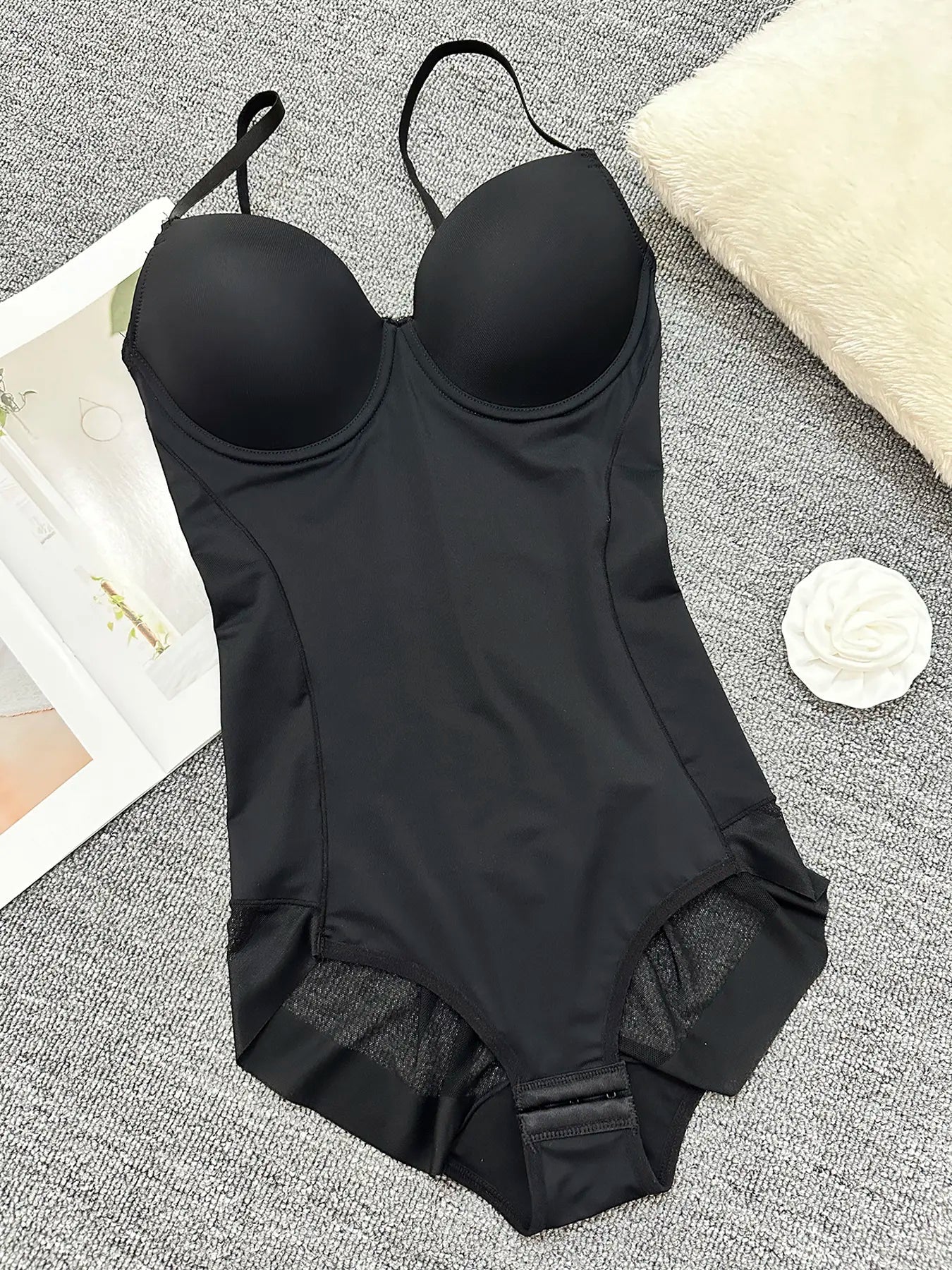 Body string gainant pour femme, couleur unie, maille contrastante transparente, bretelles réglables, contrôle du ventre, pour toutes les saisons