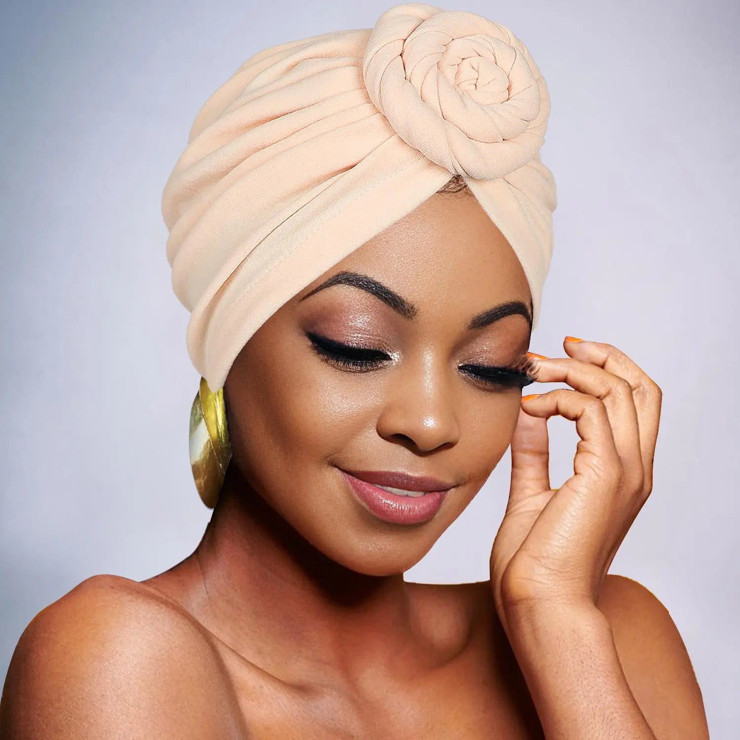 Chapeau turban élégant de couleur unie avec fleur pour femme, foulard décontracté et tendance, accessoires de mode pour un usage quotidien