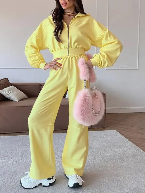 Ensemble deux pièces sweat à capuche zippé uni et pantalon taille élastique pour femme, haut décontracté à manches longues et épaules tombantes et pantalon pour l'automne et l'hiver, vêtements pour femme pour un usage quotidien