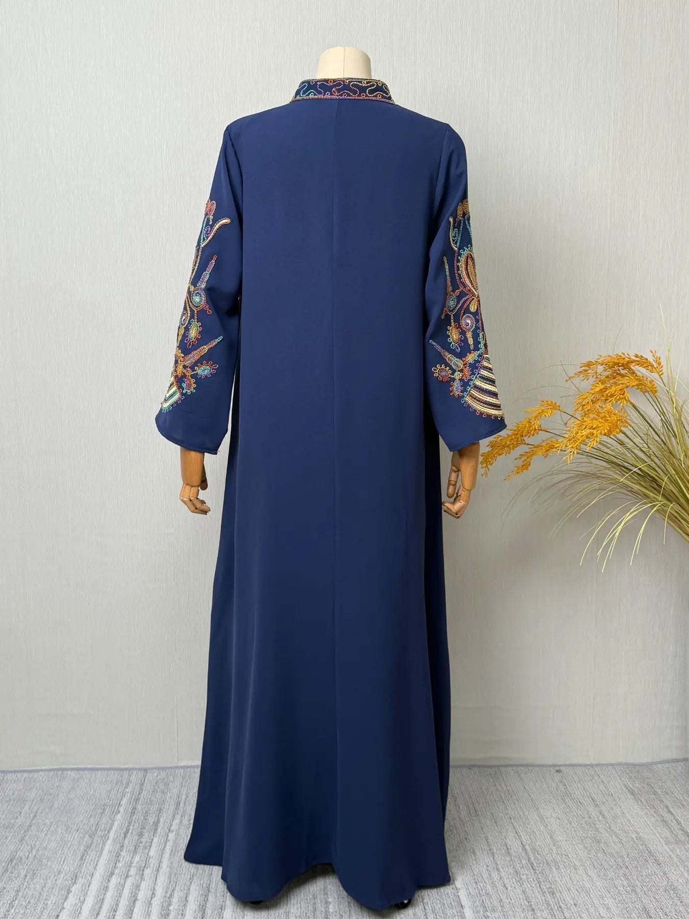 Elegant Muslim Women's Long Robe with Colorful Embroidery, Perfect for All Seasons, Stylish and Comfortable Clothing, Muslim Women Gowns