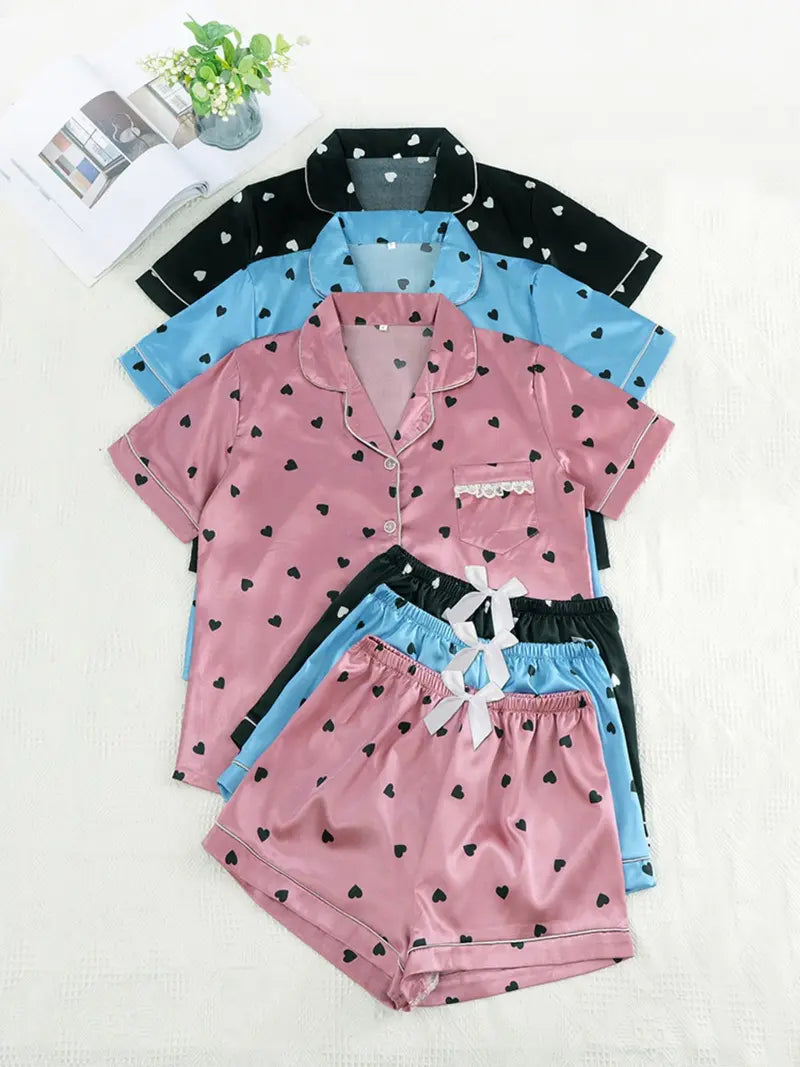 Ensemble de pyjama pour femme de couleur unie avec nœud contrastant, chemise à manches courtes boutonnée avec col à revers et short, pyjama d'été pour femme et vêtements de détente