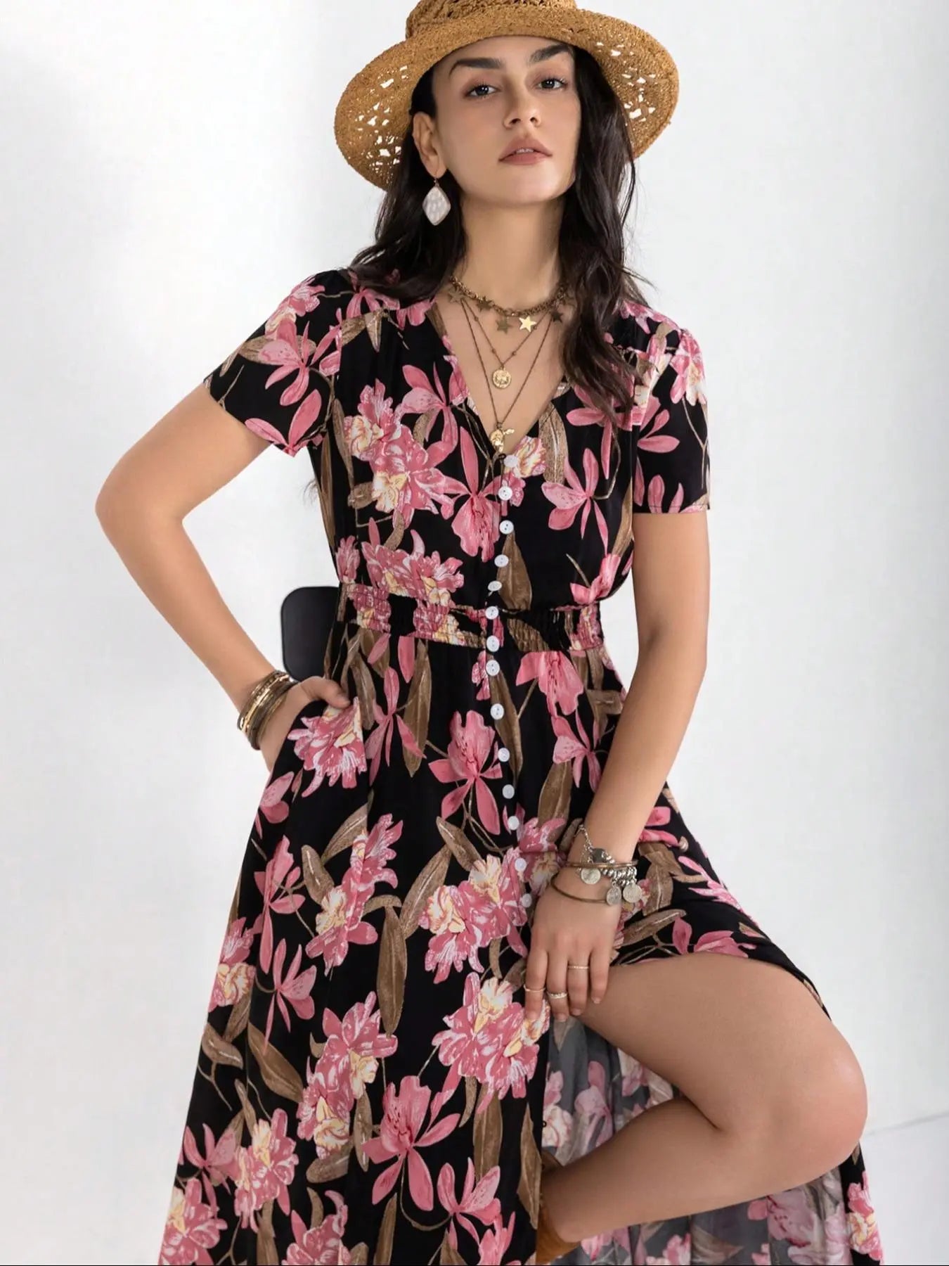 Robe Bohemienne Femme à Imprimé Floral avec Boutons, Robe Décontractée à Manches Courtes et Col en V avec Poches, Robe Bohème Chic pour Vacances d'Été à la Plage