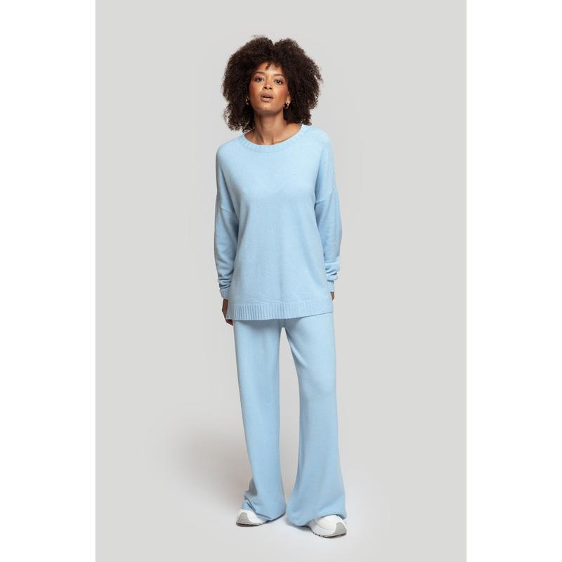 Ensemble deux pièces en maille : T-shirt à manches longues, col rond, pantalon taille élastiquée, maille moyenne, confortable et polyvalent, prêt-à-porter féminin, adapté au quotidien, particulièrement pour les intersaisons.