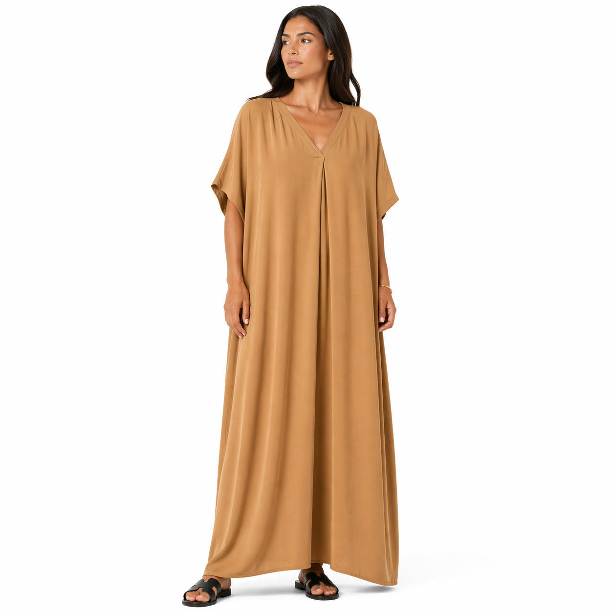 Robe longue, ample et fluide à col en V pour femme – chic et confortable pour l'été.