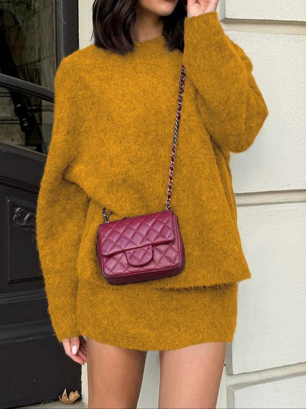 Ensemble deux pièces élégant et décontracté pour femme Automne-Hiver, avec haut et jupe en maille, parfait pour des sorties chic, prêt-à-porter féminin