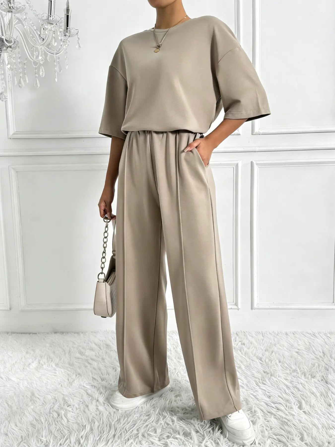Ensemble deux pièces décontracté de couleur unie pour femme, ensemble coordonné ample et confortable pour le printemps et l'été, parfait pour le quotidien et le sport