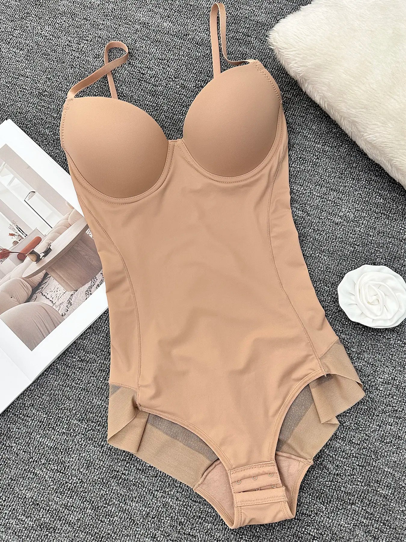 Body string gainant pour femme, couleur unie, maille contrastante transparente, bretelles réglables, contrôle du ventre, pour toutes les saisons