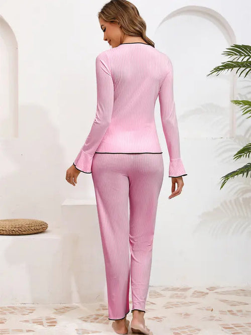 Ensemble deux pièces de vêtements de détente pour femmes, haut et pantalon unis avec bordure festonnée, ensemble pyjama décontracté et confortable à manches longues, col en V et pantalon, vêtements de nuit pour femmes pour toutes les saisons