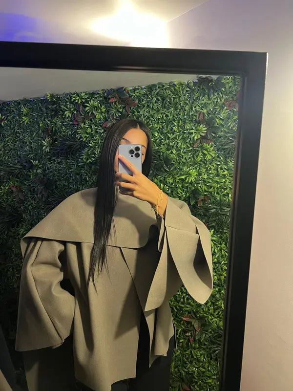 Hauts de style décontracté avec cape